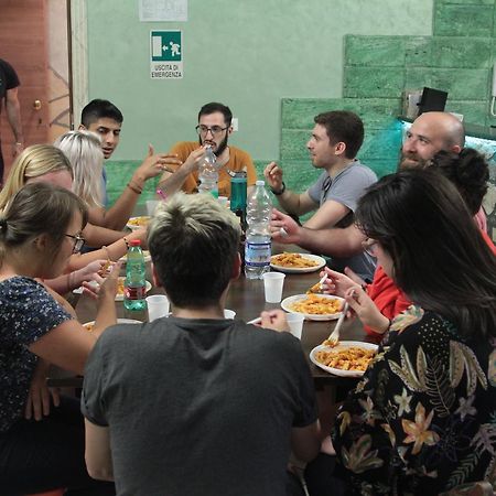 פירנצה Youth Meeting Home מראה חיצוני תמונה